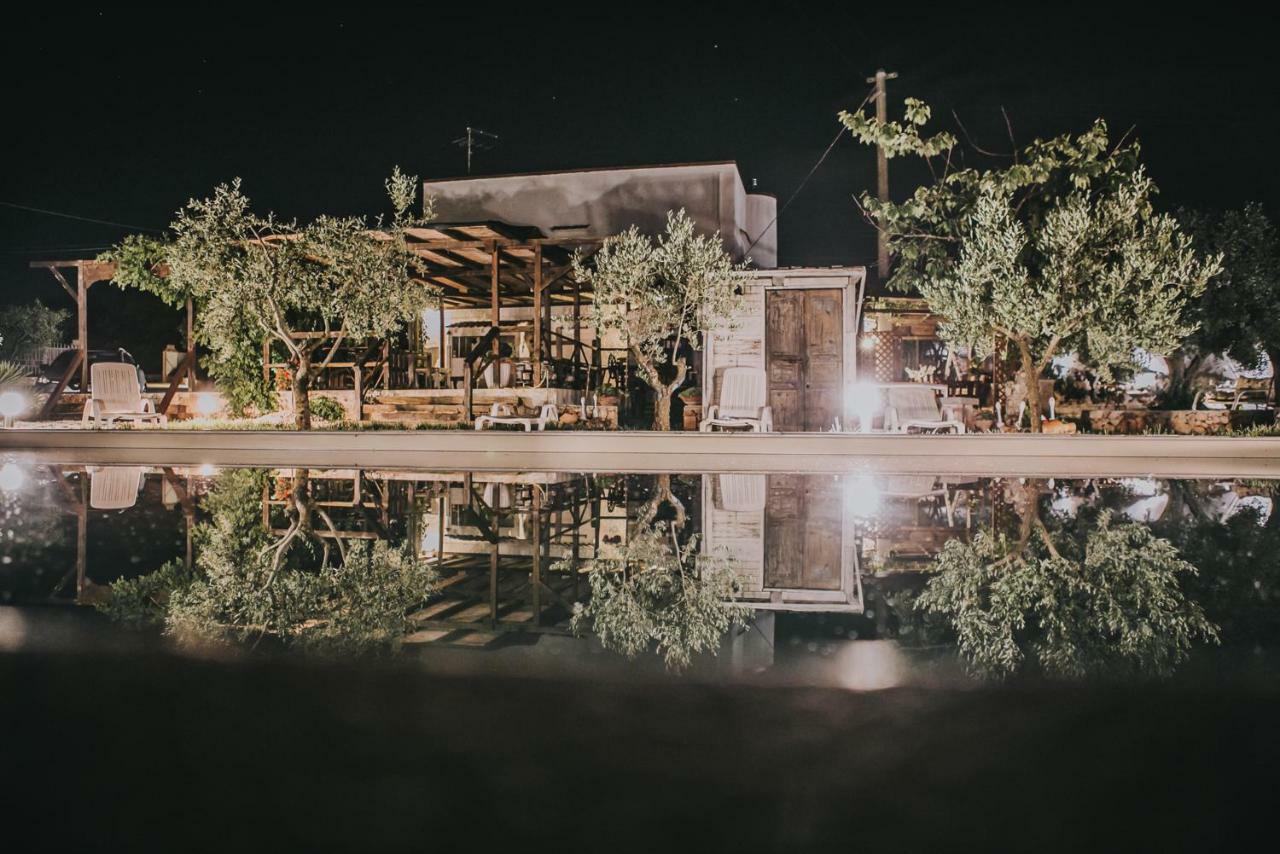 Paradiso Villa 奥斯图尼 外观 照片